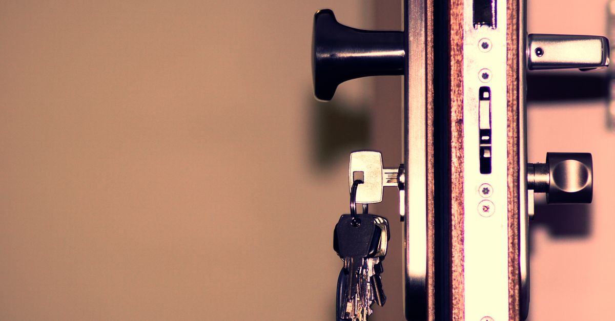 What Should an Emergency Locksmith Cost After Midnight? — South Bronx Locksmith