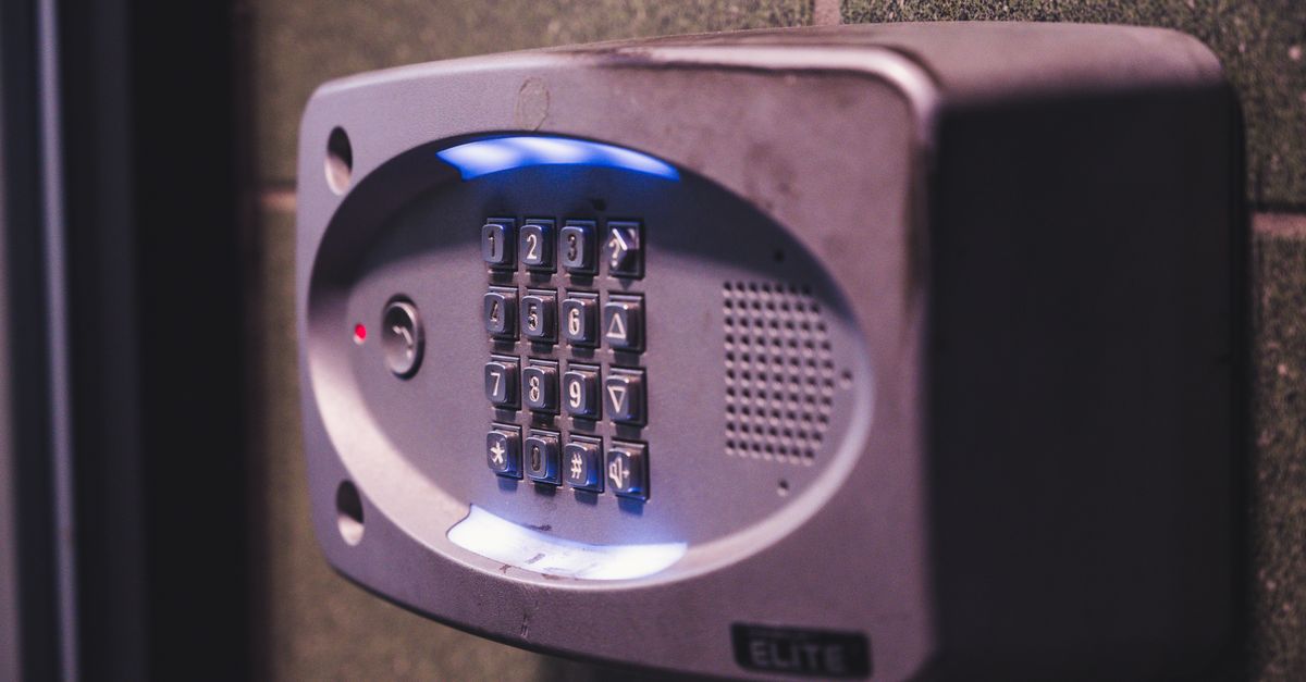 door security hardware — South Bronx Locksmith