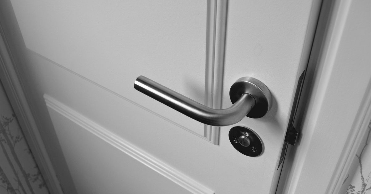 door security hardware — South Bronx Locksmith