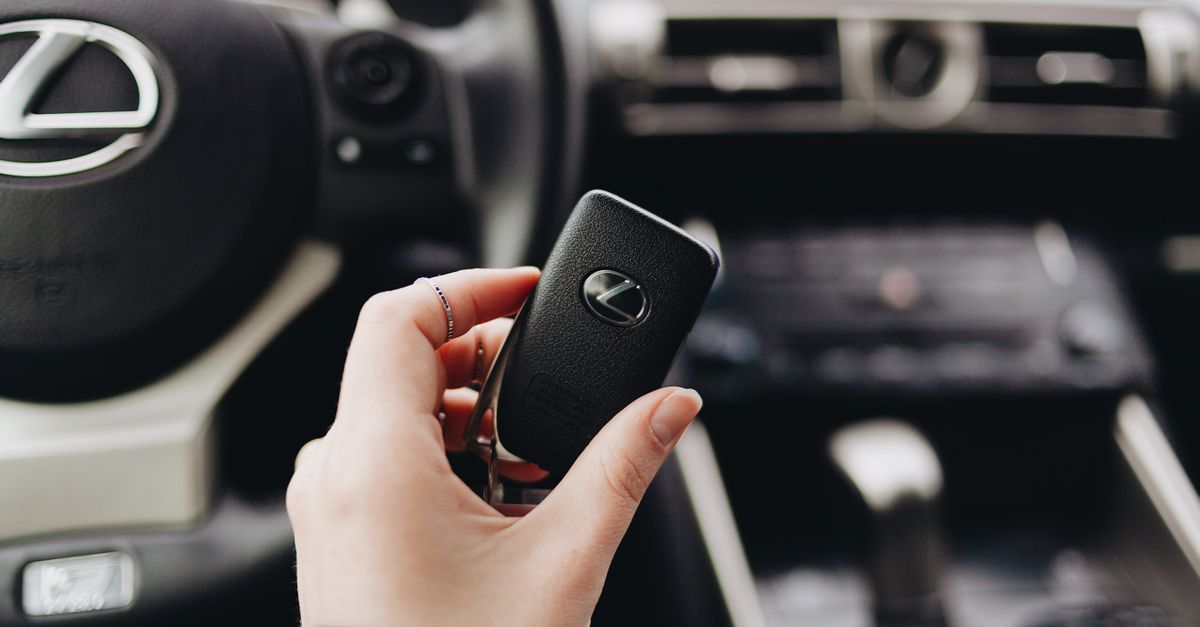On-Site Car Key Replacement by Vehicle Brand — What the Process Actually Involves — South Bronx Locksmith